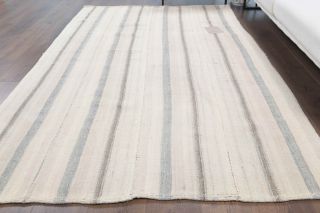 Vintage Kilim Area Rug - Thumbnail