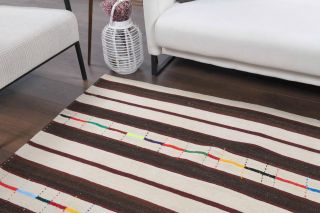 Vintage Area Rug - Thumbnail