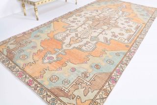 Vintage Area Rug - Thumbnail