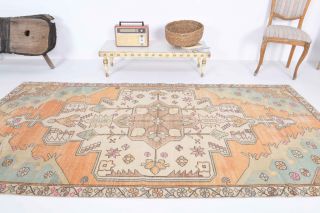 Vintage Area Rug - Thumbnail