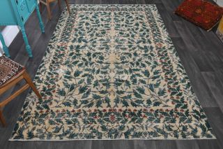 Ivy Garden - Vintage Area Rug - Thumbnail