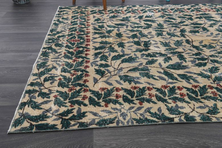 Ivy Garden - Vintage Area Rug