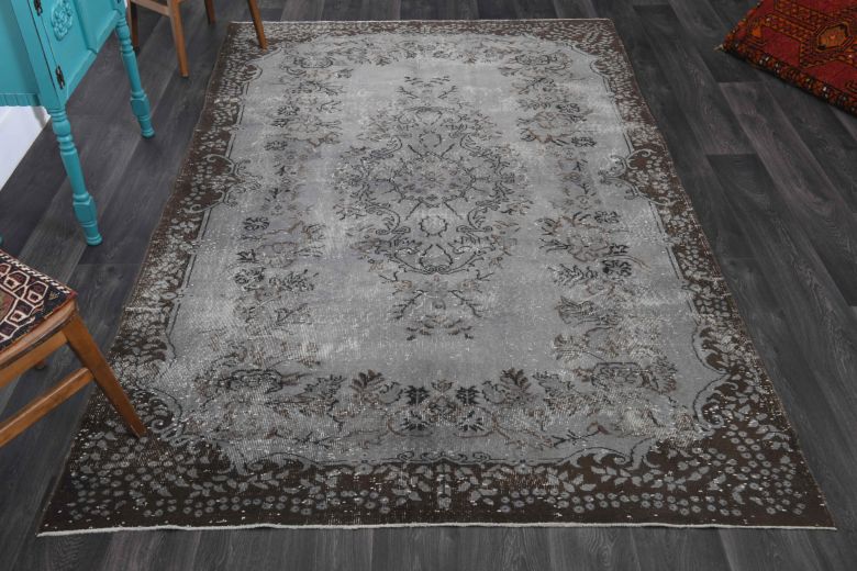 Vintage Oriental Gray Area Rug