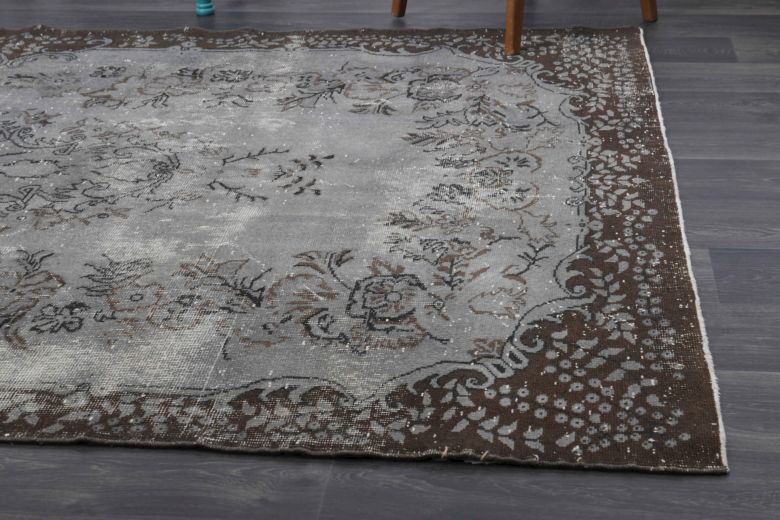 Vintage Oriental Gray Area Rug