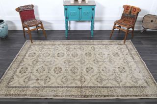 Mid 20th Century Hereke Area Wool Rug - Thumbnail