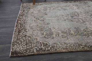 Mid 20th Century Area Anatolian Wool Rug - Thumbnail