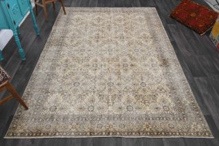 Bordered Floral Vintage Rug - Thumbnail