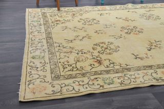 Beige Vintage Area Rug - Thumbnail