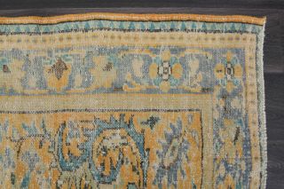 Oriental Vintage Area Rug - Thumbnail