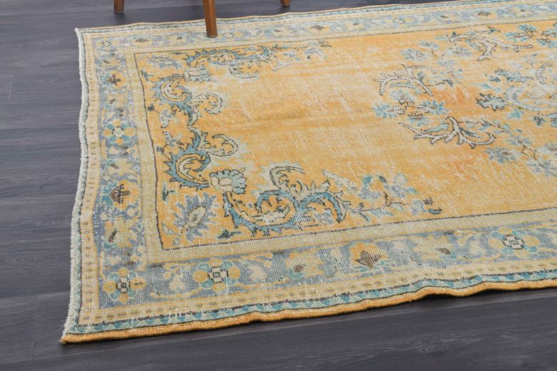 Oriental Anatolian Vintage Area Rug