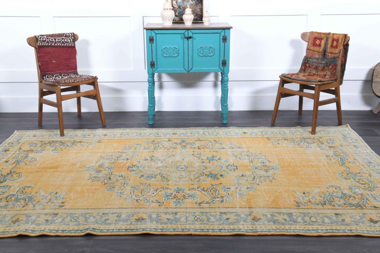 Oriental Anatolian Vintage Area Rug