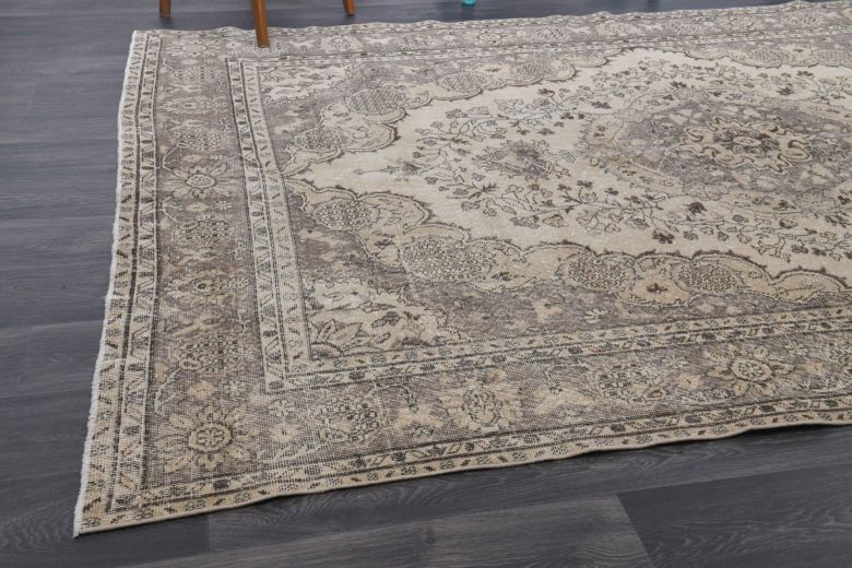 Tabriz Persian Area Rug