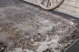 6x9 Vintage Gray Anatolian Rug - Thumbnail
