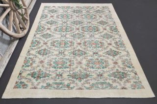 Allover Floral Vintage Rug - Thumbnail