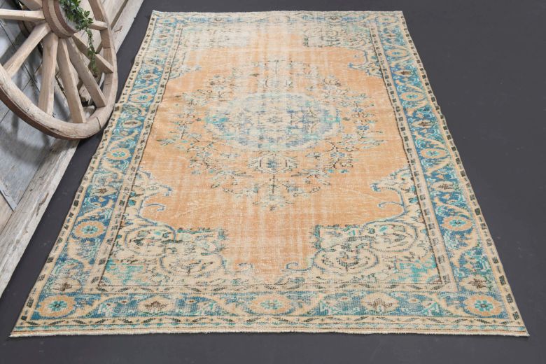 6x9 Vintage Area Anatolian Rug
