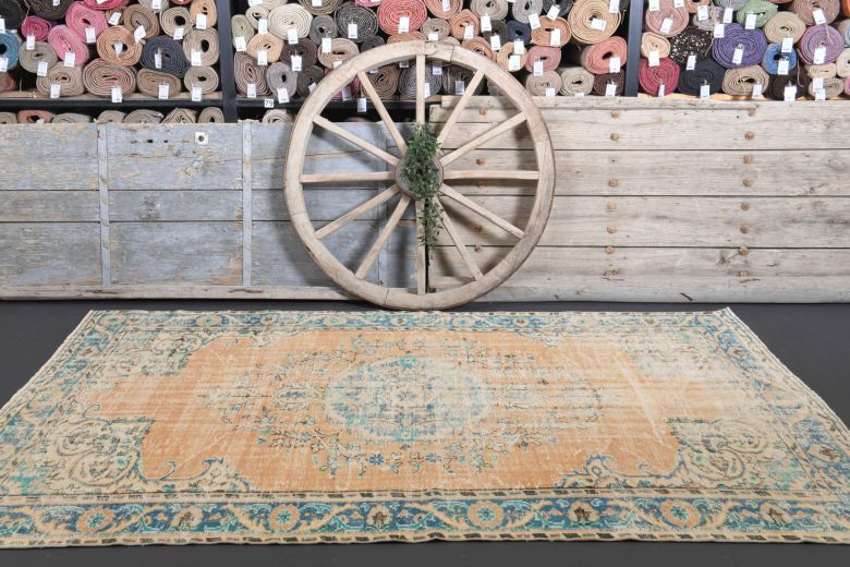 6x9 Vintage Area Anatolian Rug