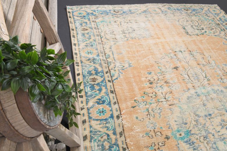 6x9 Vintage Area Anatolian Rug