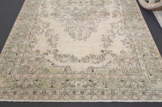 Vintage Oriental Handmade Wool Rug - Thumbnail