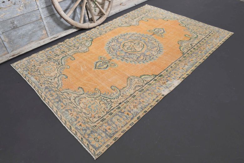 6x10 Vintage Oriental Area Anatolian Rug
