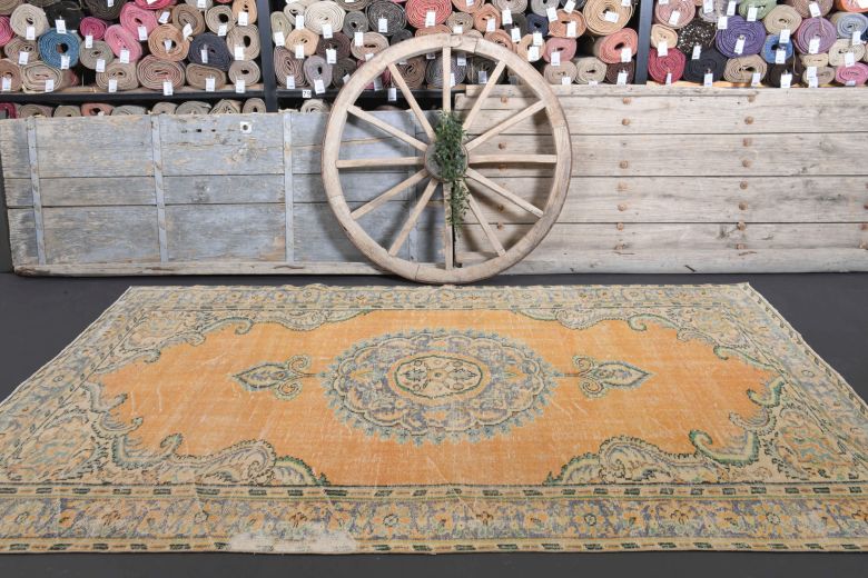 6x10 Vintage Oriental Area Anatolian Rug