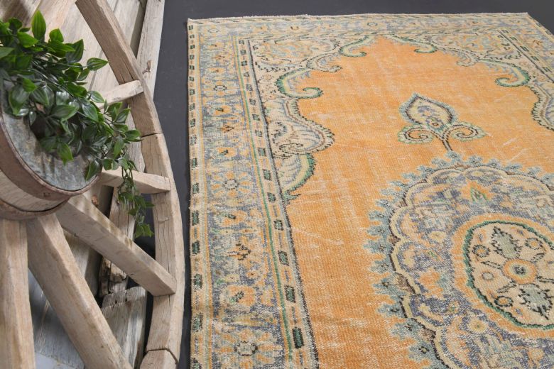 6x10 Vintage Oriental Area Anatolian Rug