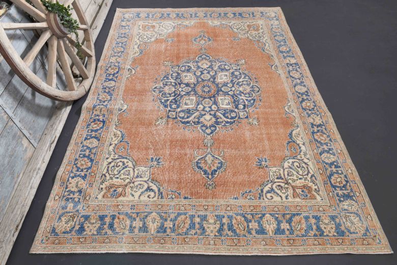 Vintage Medallion Anatolian Oriental Rug