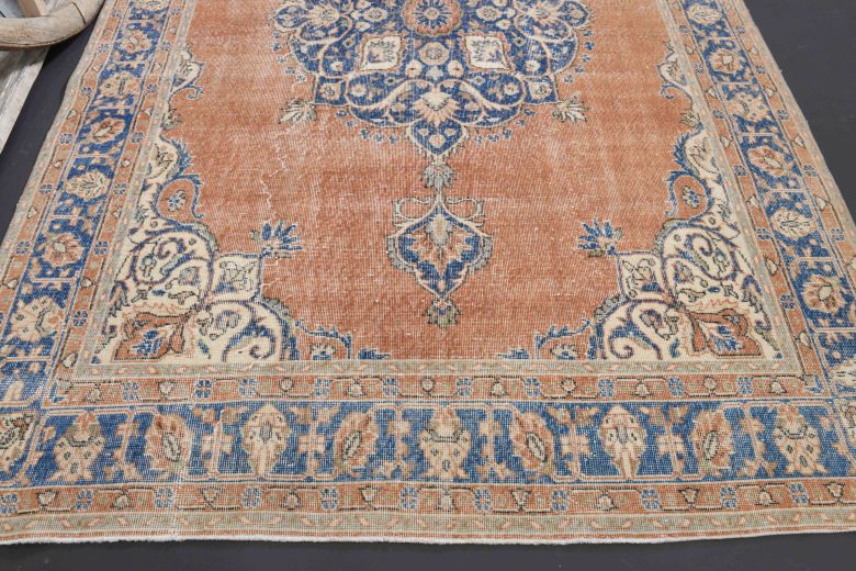 Vintage Medallion Anatolian Oriental Rug