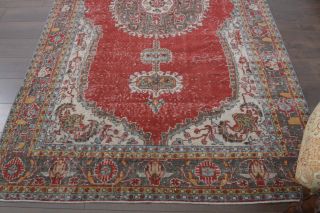 1960s- Red Colored - Medallion - Vintage Rug - Thumbnail