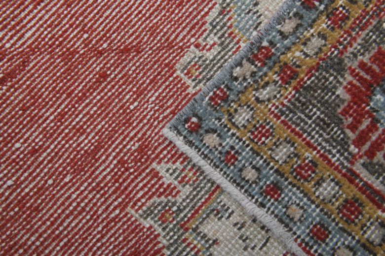 1960s- Red Colored - Medallion - Vintage Rug