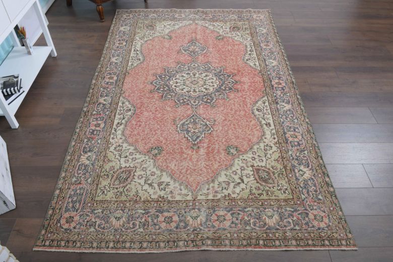 Vintage Oriental Area Rug