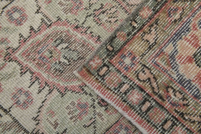 Vintage Oriental Area Rug