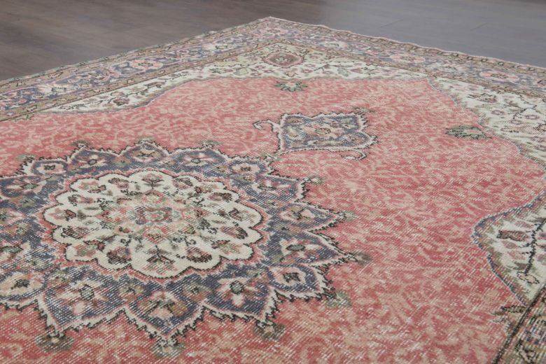 Vintage Oriental Area Rug