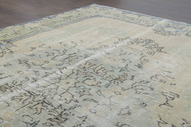 Vintage Oriental Area Rug