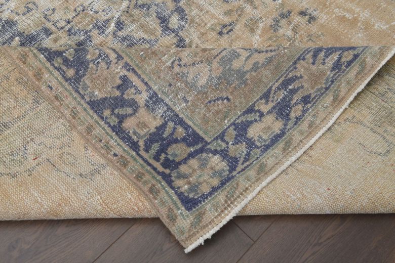 6x9 Vintage Area Rug