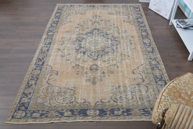 6x9 Vintage Area Anatolian Rug