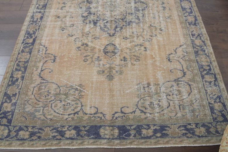 6x9 Vintage Area Anatolian Rug