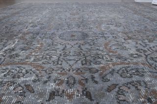 Vintage Gray Floral Rug - Thumbnail