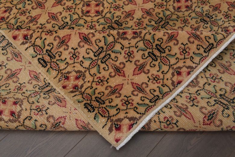 Floral Vintage Area Rug