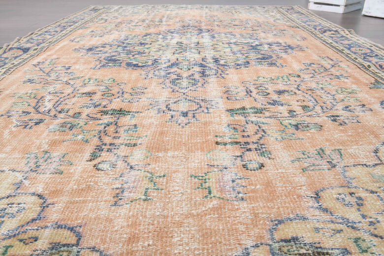 Vintage Oriental Area Rug