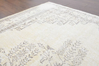 Vintage Anatolian Oriental Area Rug - Thumbnail