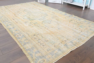 1960s Vintage Oushak Area Rug - Thumbnail