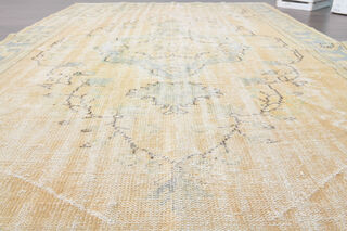 1960s Vintage Oushak Area Rug - Thumbnail