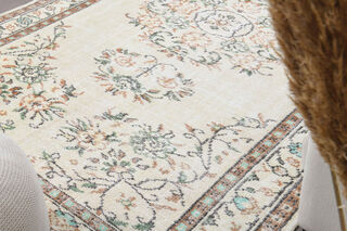 Linen Colored - Vintage Area Rug - Thumbnail