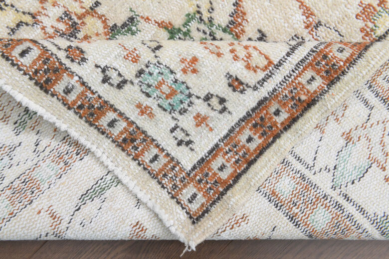 Linen Colored - Vintage Area Rug