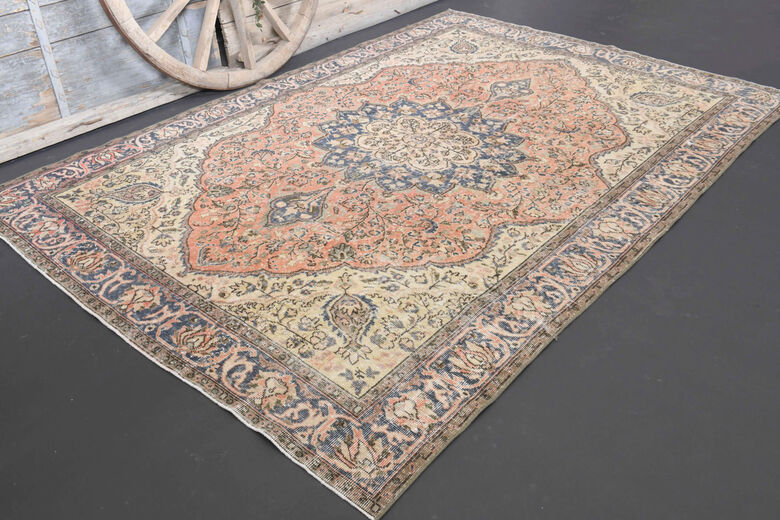 Persian Oriental Hamadan Rug