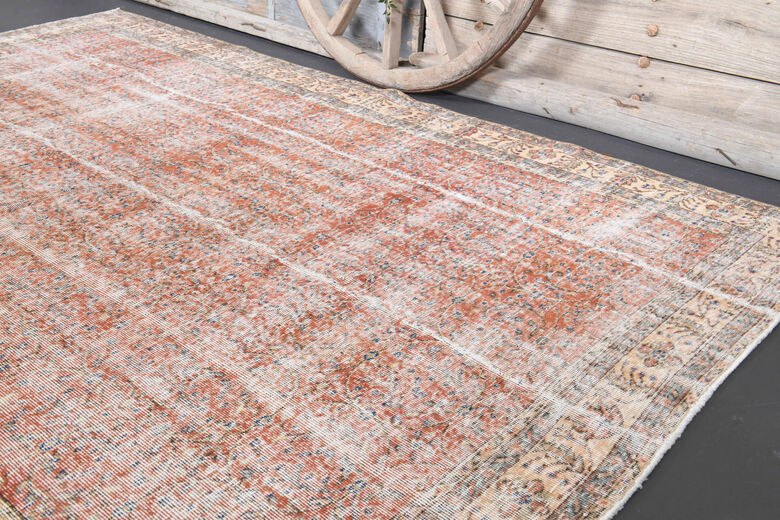 1950s - Antique Floral Area Rug