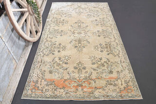 Turkish Vintage Oriental Rug - Thumbnail