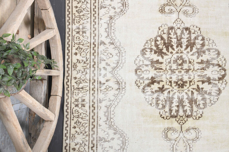 Vintage Oriental Area Anatolian Rug
