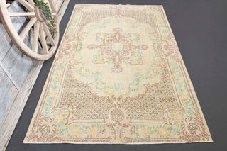Oriental Vintage Anatolian Area Rug - Thumbnail