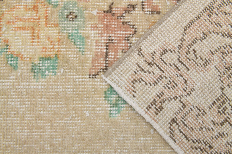 Oriental Vintage Anatolian Area Rug